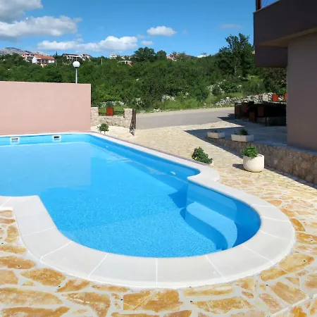 Ferienhaus Valek By Interhome *