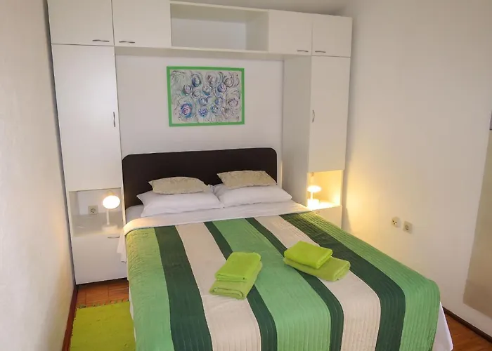 Valek By Interhome بيت للعطل
